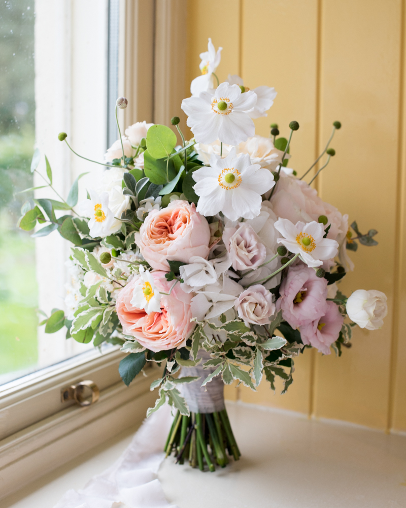 Brides wedding bouquet at Brooklodge 