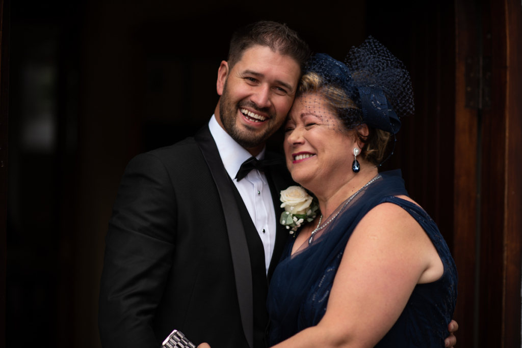 radisson blu wedding groom and mum by wedding photographers the fennells