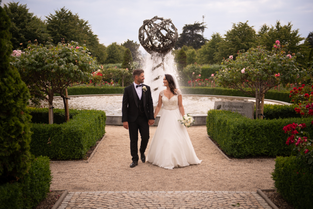 radisson blu wedding fountain and couple at radisson blu st helens photo by wedding photographers the fennells