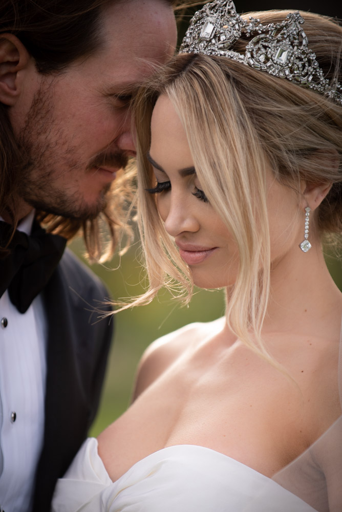 detail shot of bridal make up and wedding jewellery